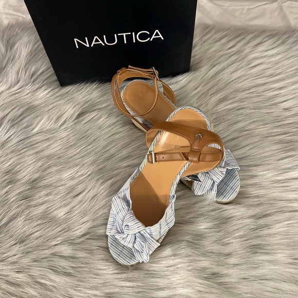 NAUTICA  NWT Blue & White Ankle Wedge - Picture 6 of 8